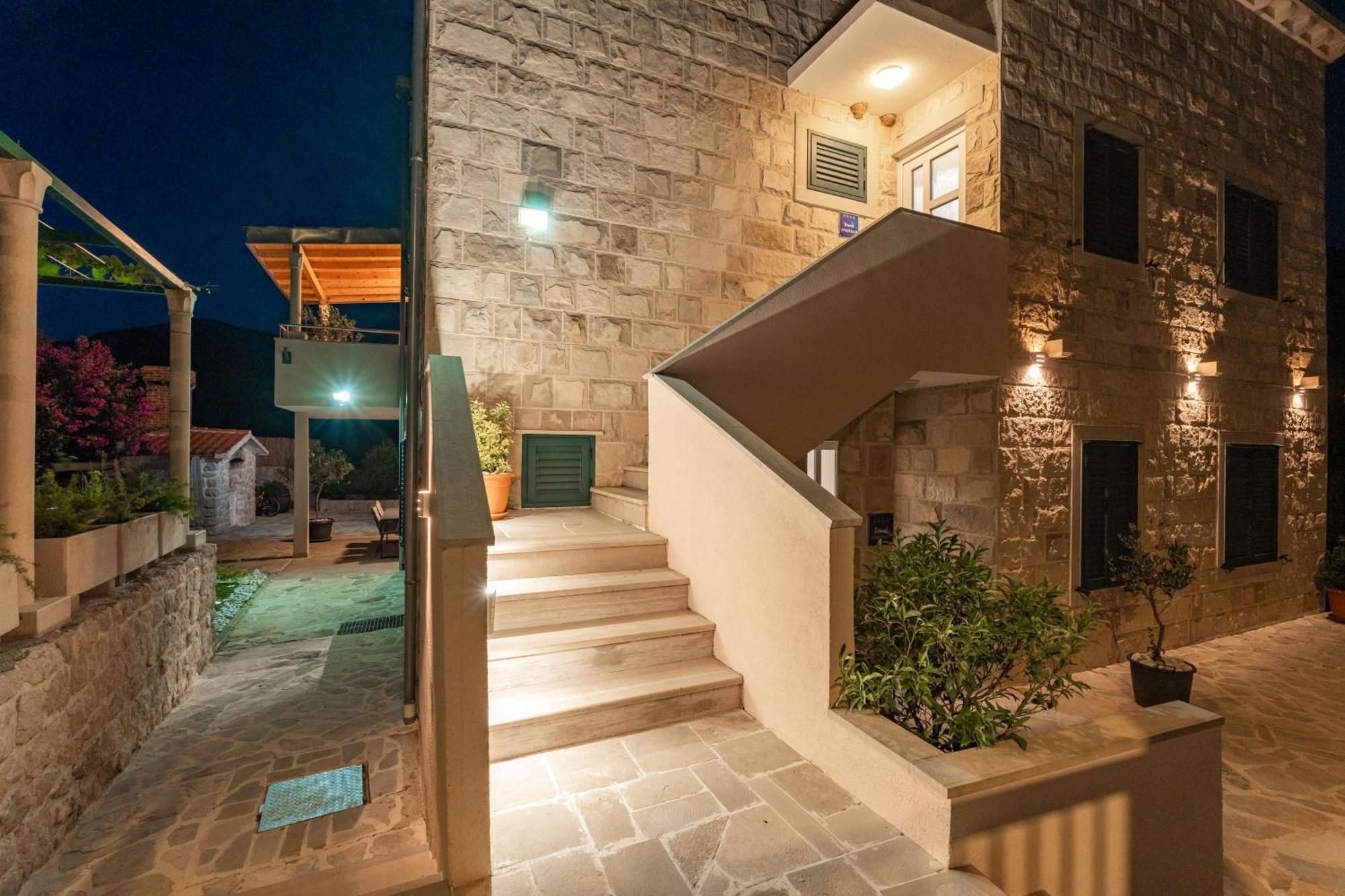 דוברובניק Villa Petmat - With Private Pool And 6 Bedrooms מראה חיצוני תמונה